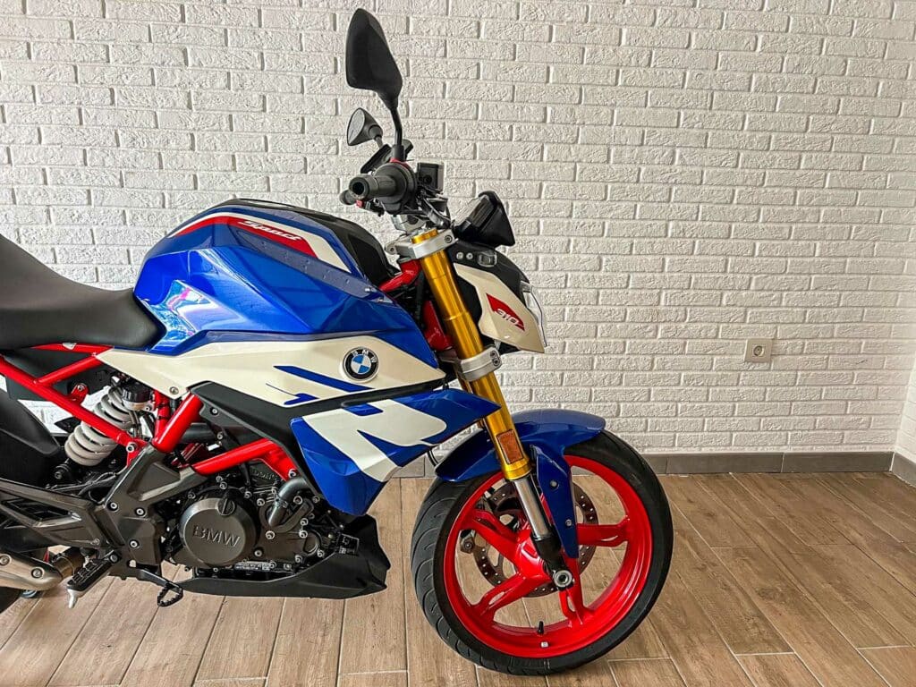 BMW G310R - Tricolora Tenerife